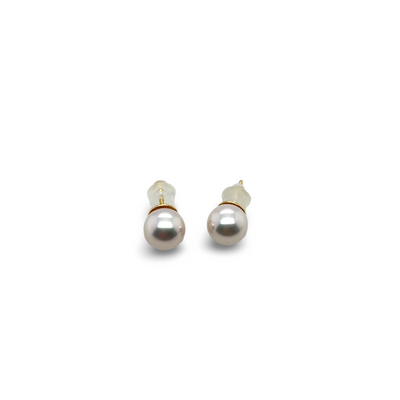 Johanna Brierley Jewellery Design. From the original lucky stone collection by Canadian jewellery designer Johanna Brierley. 14k yellow gold white akoya pearl earrings.